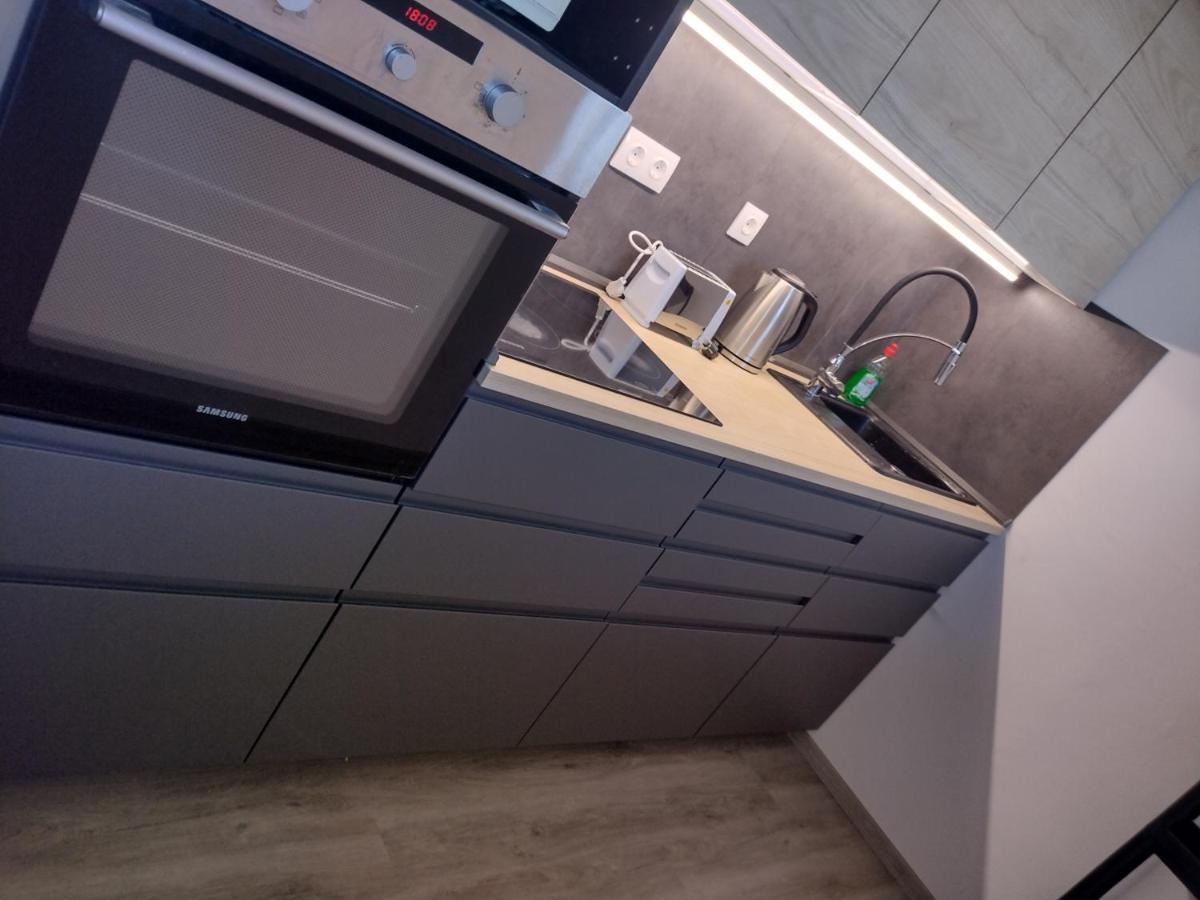 Kilato Apartman Apartment ตาปอลซา ภายนอก รูปภาพ