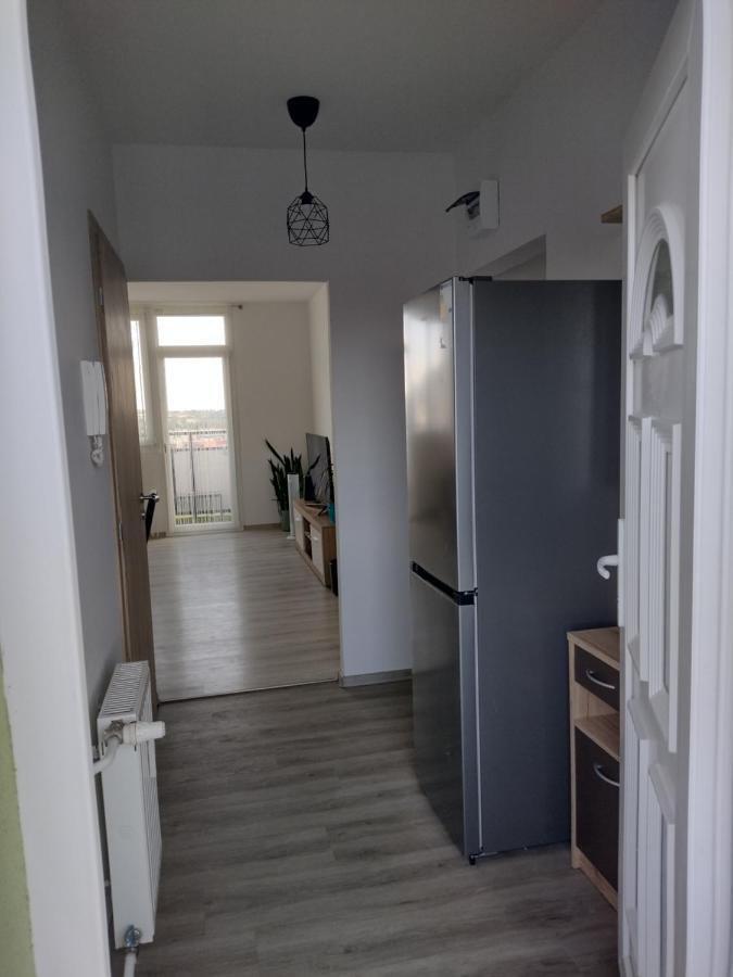 Kilato Apartman Apartment ตาปอลซา ภายนอก รูปภาพ