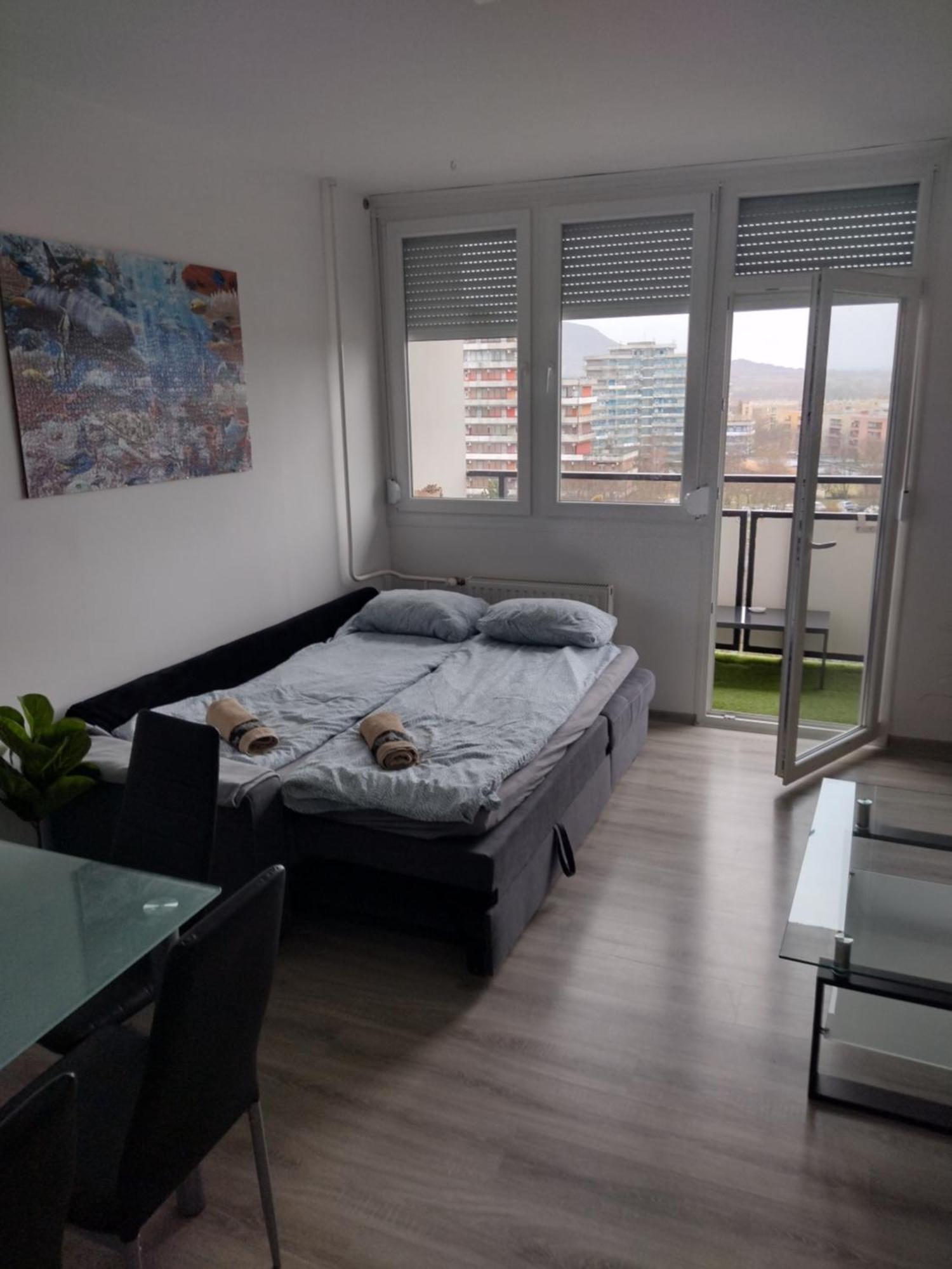 Kilato Apartman Apartment ตาปอลซา ภายนอก รูปภาพ
